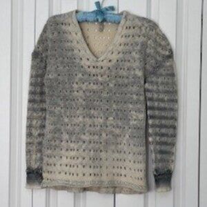 XCVI cutout cream and blue contrast v-neck, long sleeve sweater, size XS.